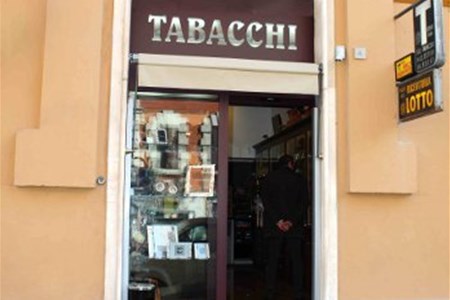 Ristrutturazione tabaccherie Roma