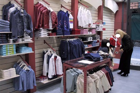 arredo per negozio abbigliamento bambino