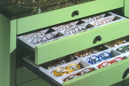Cassettiera per ottici