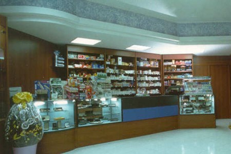 Arredo tabacchi