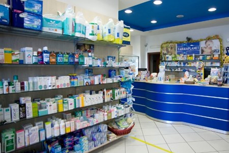 Arredamento farmacia cassettiere Viterbo